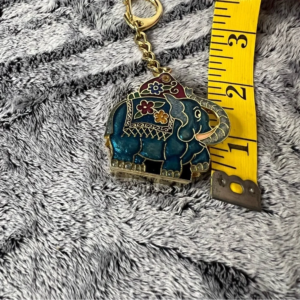Vintage Cloisonné Elephant Keychain with Foldable Magnifier
